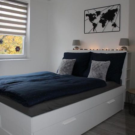 Izzy Apartament Apartment Miskolc Ngoại thất bức ảnh