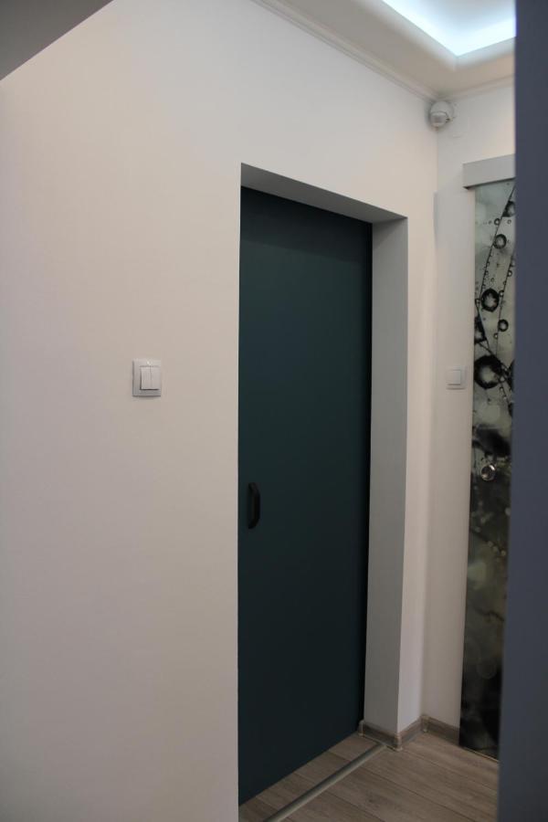 Izzy Apartament Apartment Miskolc Ngoại thất bức ảnh