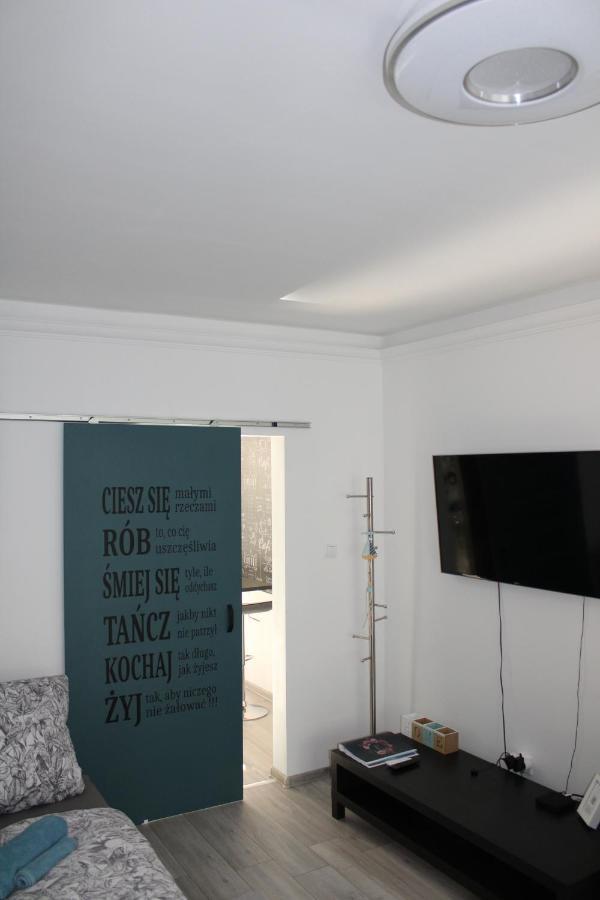 Izzy Apartament Apartment Miskolc Ngoại thất bức ảnh