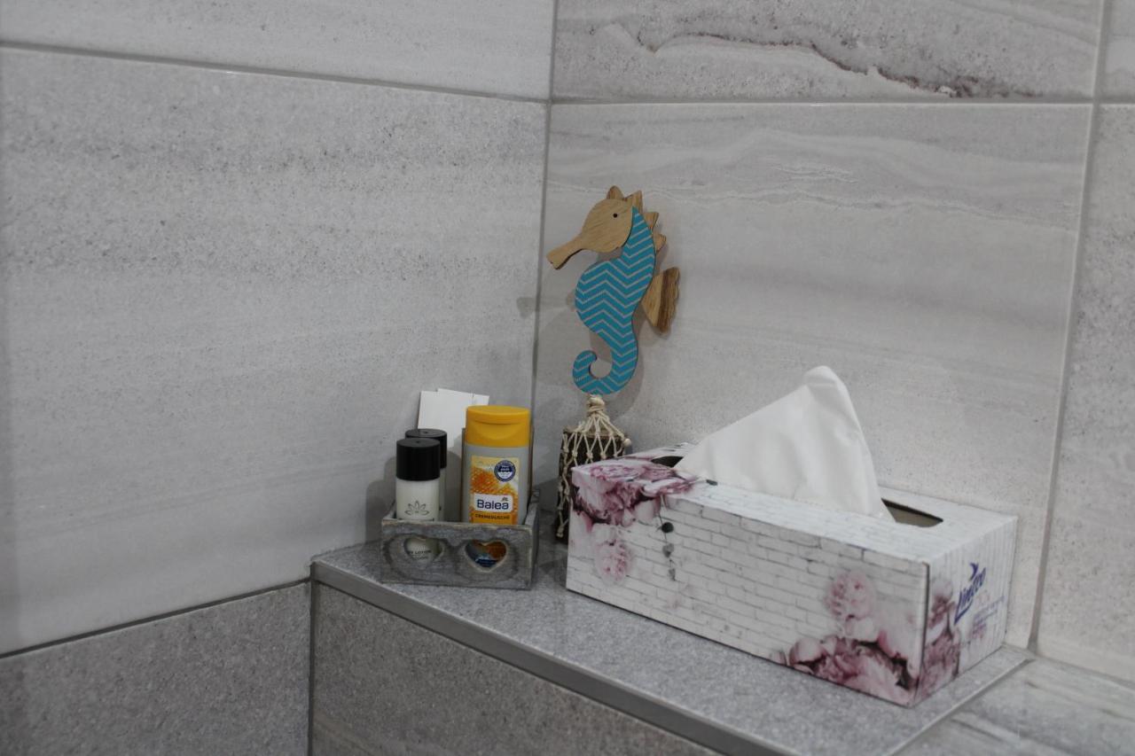 Izzy Apartament Apartment Miskolc Ngoại thất bức ảnh