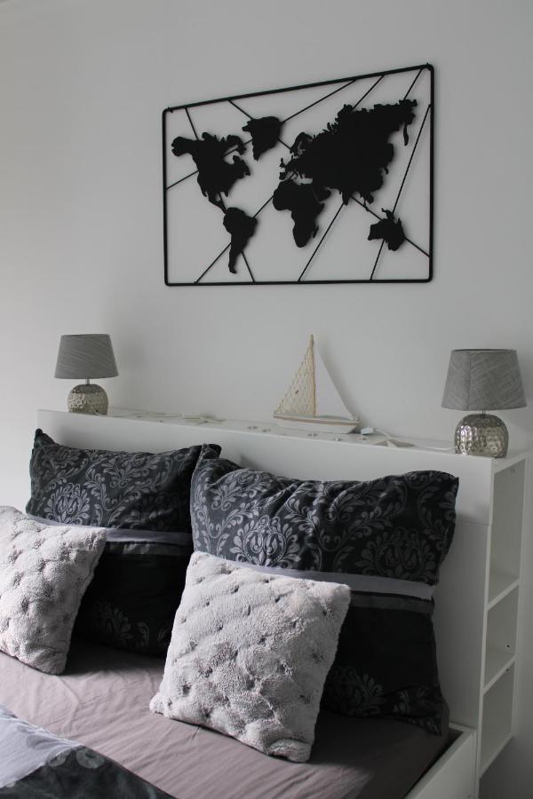 Izzy Apartament Apartment Miskolc Ngoại thất bức ảnh